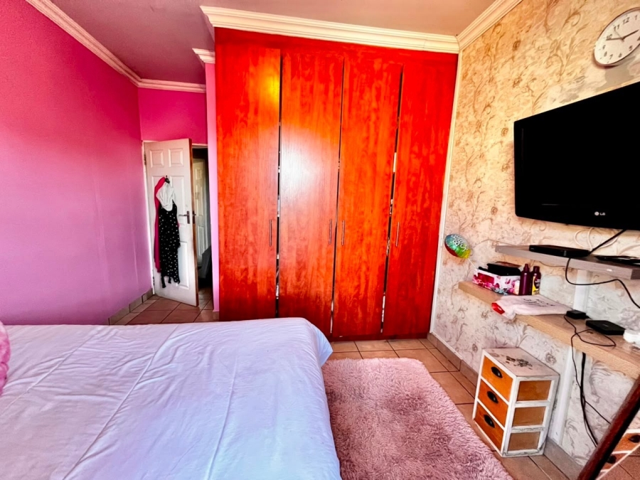 3 Bedroom Property for Sale in Waterval East North West